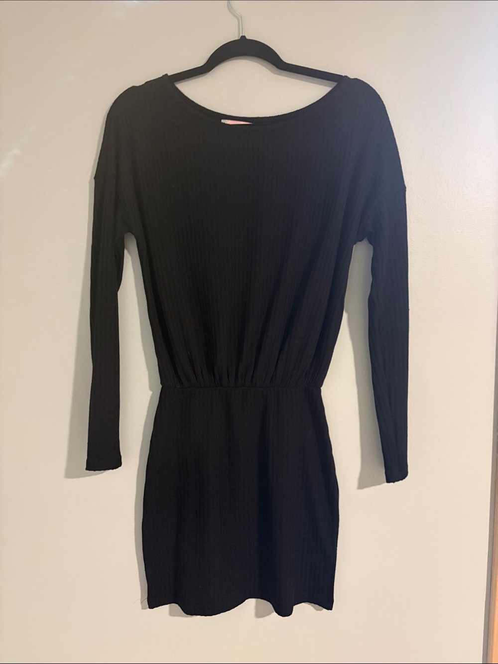 C+D+M Women's Black Long-Sleeve Elastic-Waist Ribbed Dress